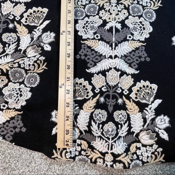 Anthropologie Ett:twa Soiree Midi Dress Black Floral Embroidered Size 4P - Picture 5 of 9
